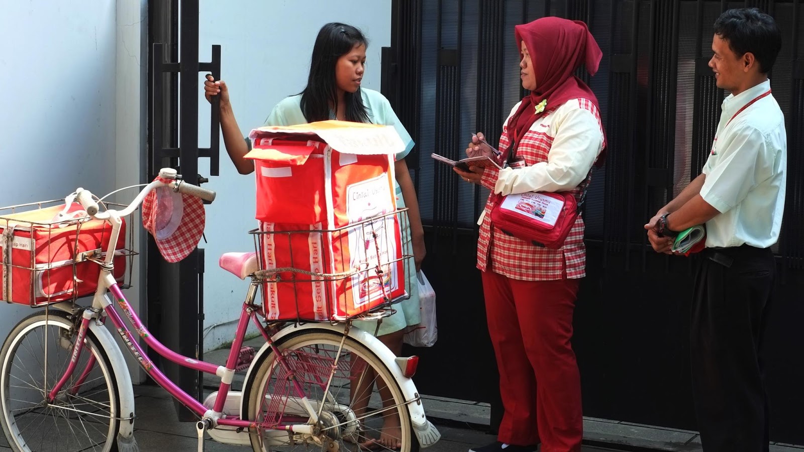 Belajar Sukses Dari Ibu Ibu Lady Yakult