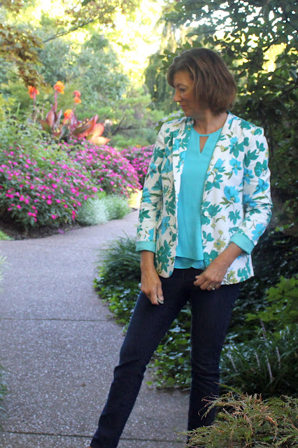 Mood Fabrics' floral pique jacket using Mimi G's Simplicity pattern 1167