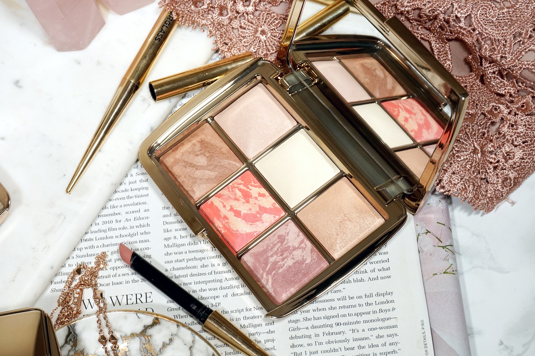 Hourglass Ambient Lighting Edit - Sculpture Review and Swatches