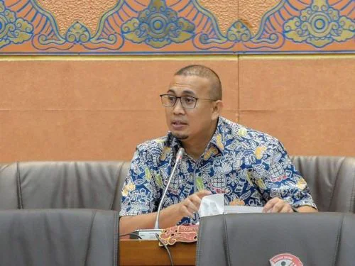 Andre Rosiade Sebut Kimia Farma Gencarkan Vaksinasi Covid di Daerah Terdepan, Terluar dan Tertinggal.