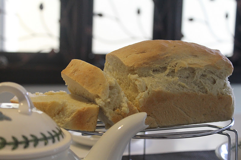 Simple Homemade Bread - Azie Kitchen