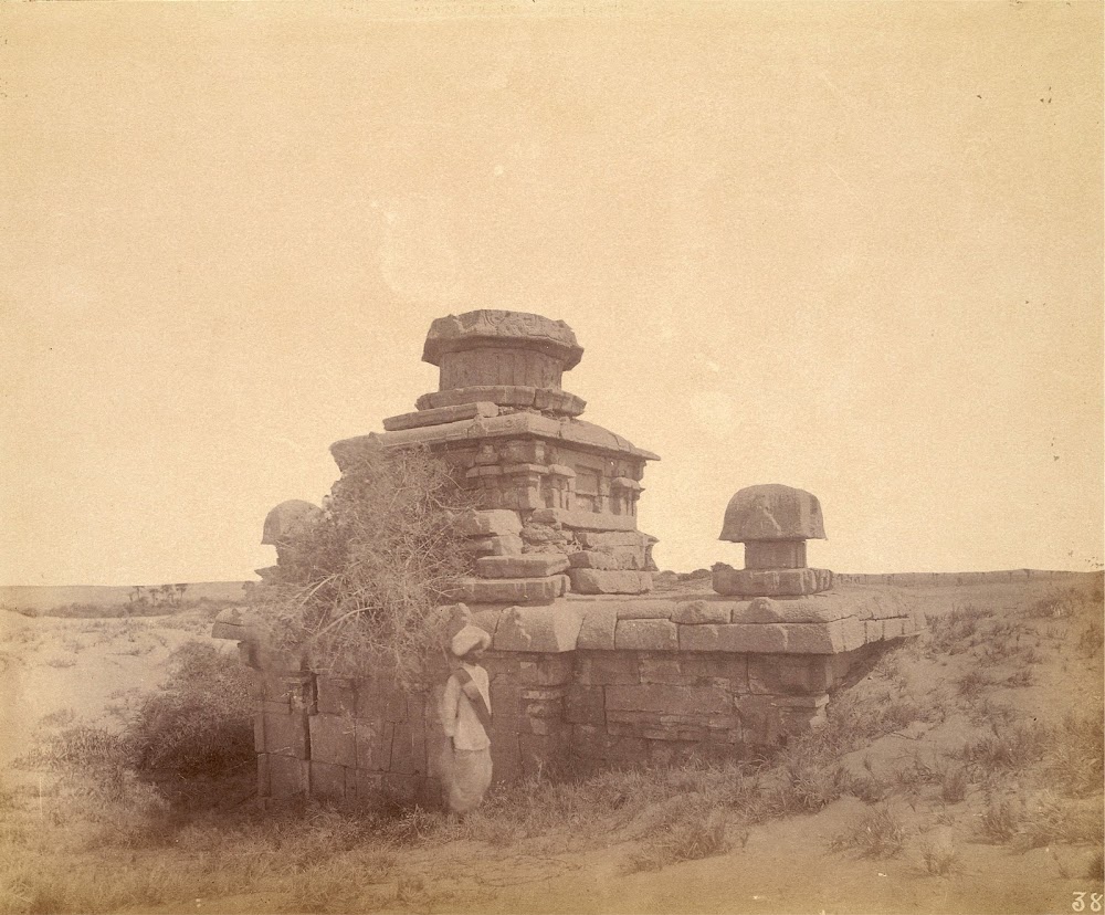 Small Temples North of the Village of Mamallapuram in Tamil Nadu - c.1885