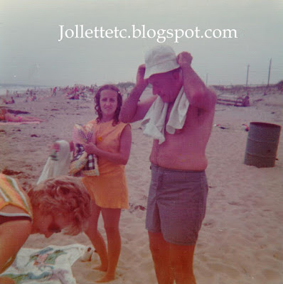 Mary Slade, Mary Jollette Slade, Fred Slade at Virginia Beach 1973 http://jollettetc.blogspot.com