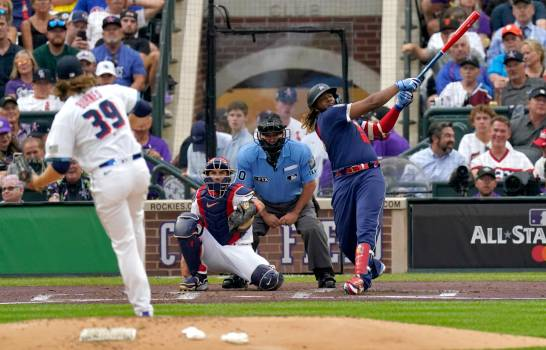 │Video│Vladi Jr. dispara jonrón, empuja dos y gana JMV Juego de Estrellas