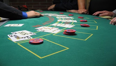 How Can You Become a Better Blackjack Player? 