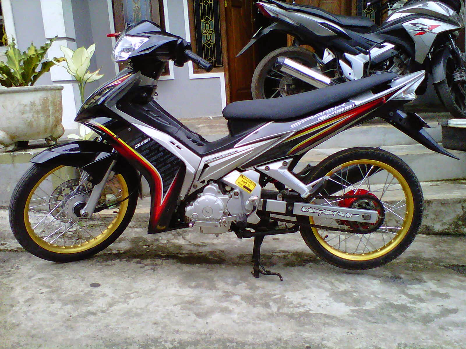  Modifikasi  Jupiter  Baru MX 2014 Modif Motor Mobil