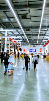 Largest Ikea in America, Burbank