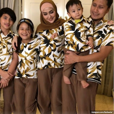 Model Baju Seragam Keluarga Artis Untuk Lebaran