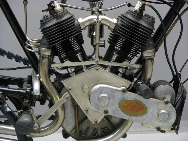 Zenith Gradua V-Twin HD Wallpaper