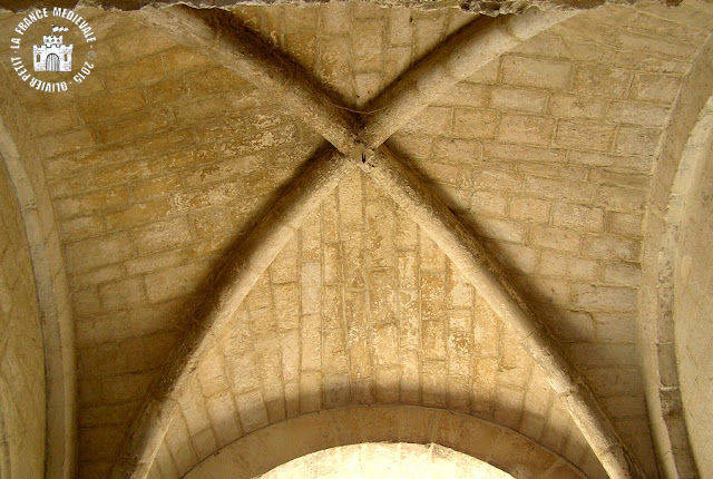 SAINT-PAUL-TROIS-CHATEAUX (26) - Cathédrale Notre-Dame (XIIe siècle)