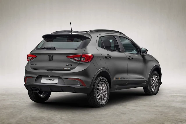 Fiat Argo Trekking 1.8 Automático chega por R$ 68.990