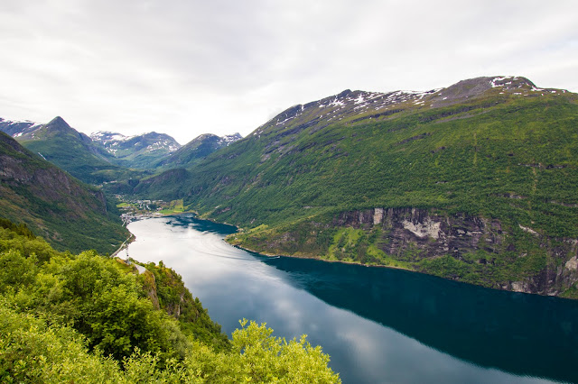 Ornesvingen-Punto panoramico sul Geirangefjord