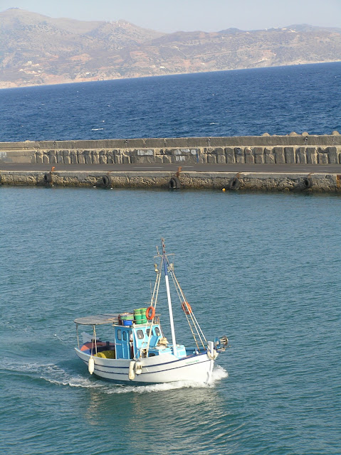 by E.V.Pita 2007 / Heraklion Port (island of Crete, Greece) 