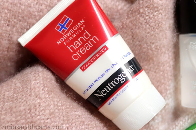 Neutrogena Hand Cream review