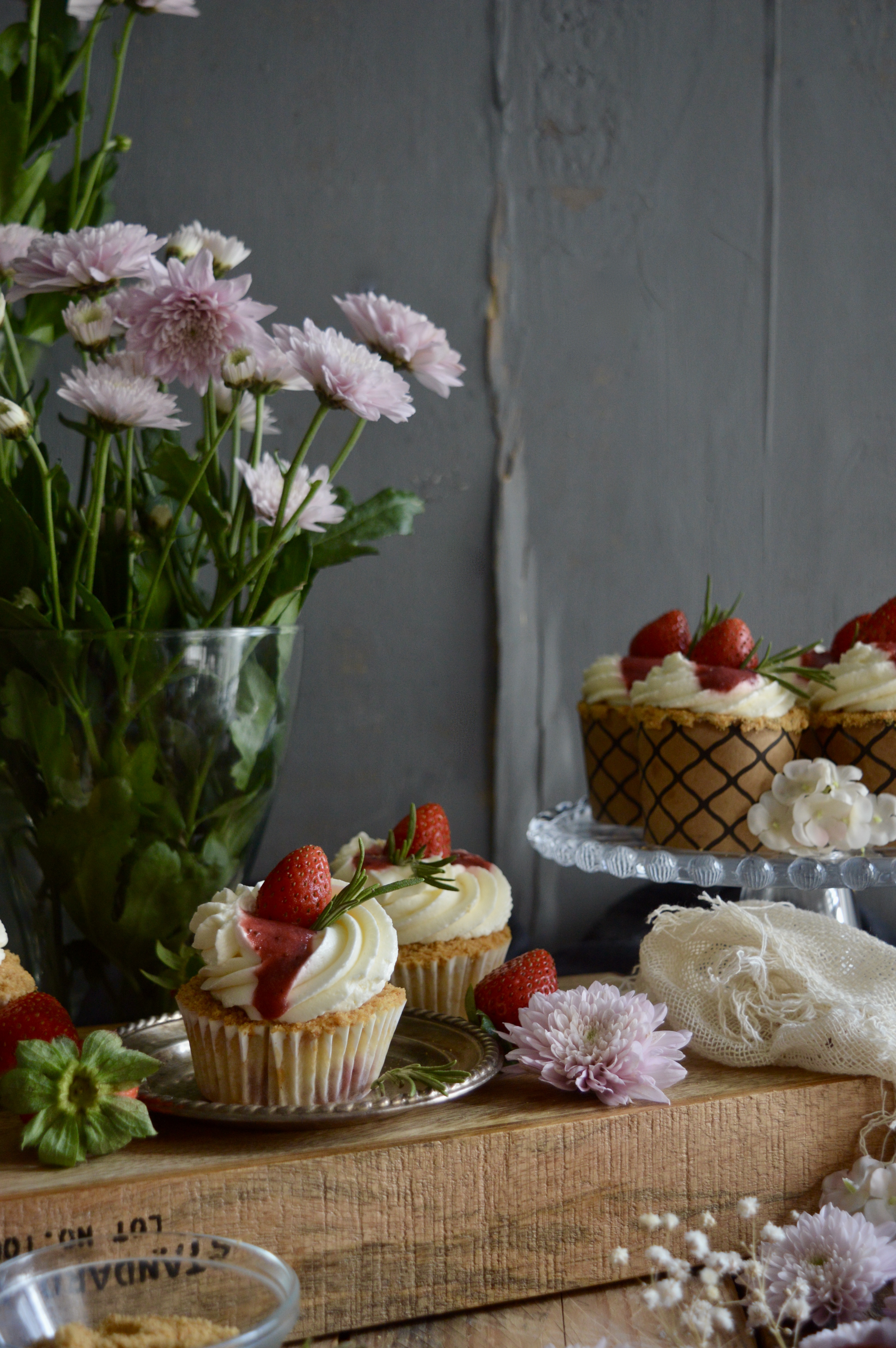 cupcakes-cheesecake-con-fresas