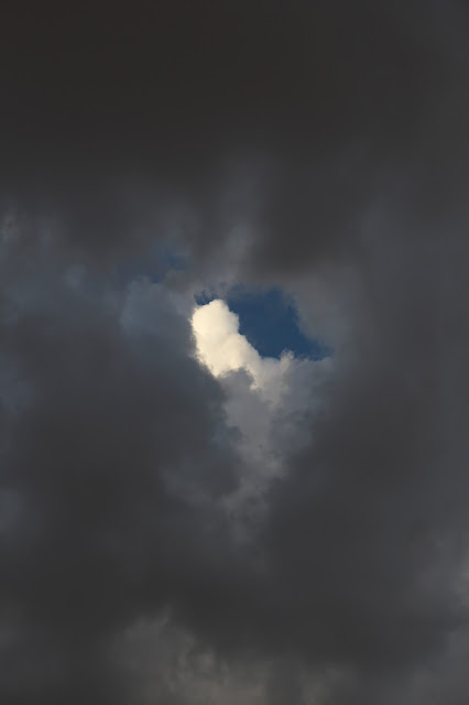 clouds, sky, blue, storm, digital, photograph, photography, sarah, myers, atmosphere, abstract, desert, sonora, nature, panorama, cloudscape, landscape, skies, canon, weather, majestic, vast, view, without, edit, outside, sooc, hole, through, glimpse, grey, gray, white, loophole