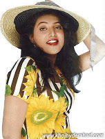 Actress_Roja