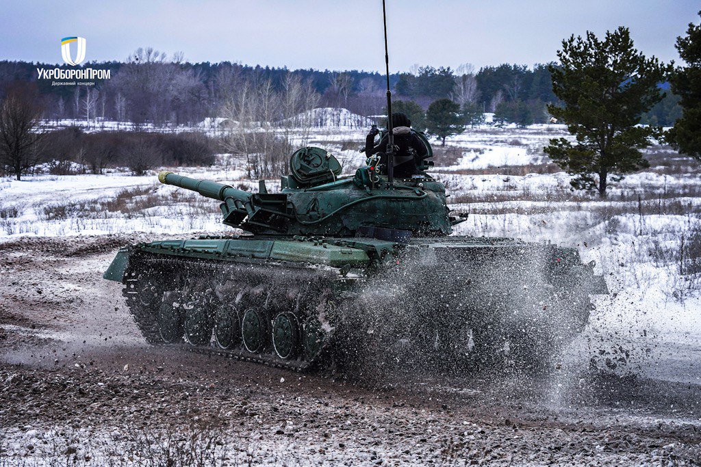 ХБТЗ випробовує нову модифікацію танка Т-64