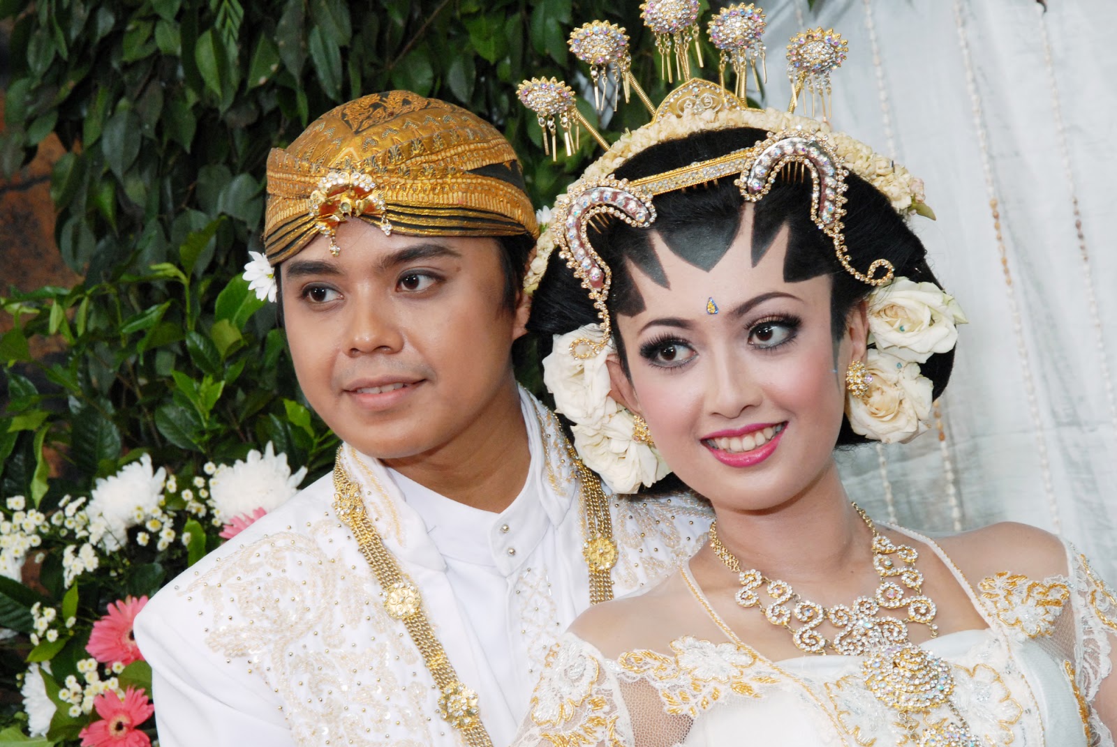 Rias pengantin Jawa Solo Putri Salon kecantikan dan 