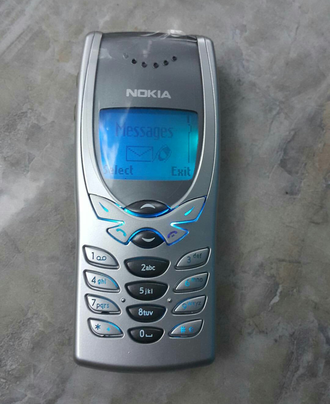 Nokia 8250 HP retro legend Nokia polyphonic blue 