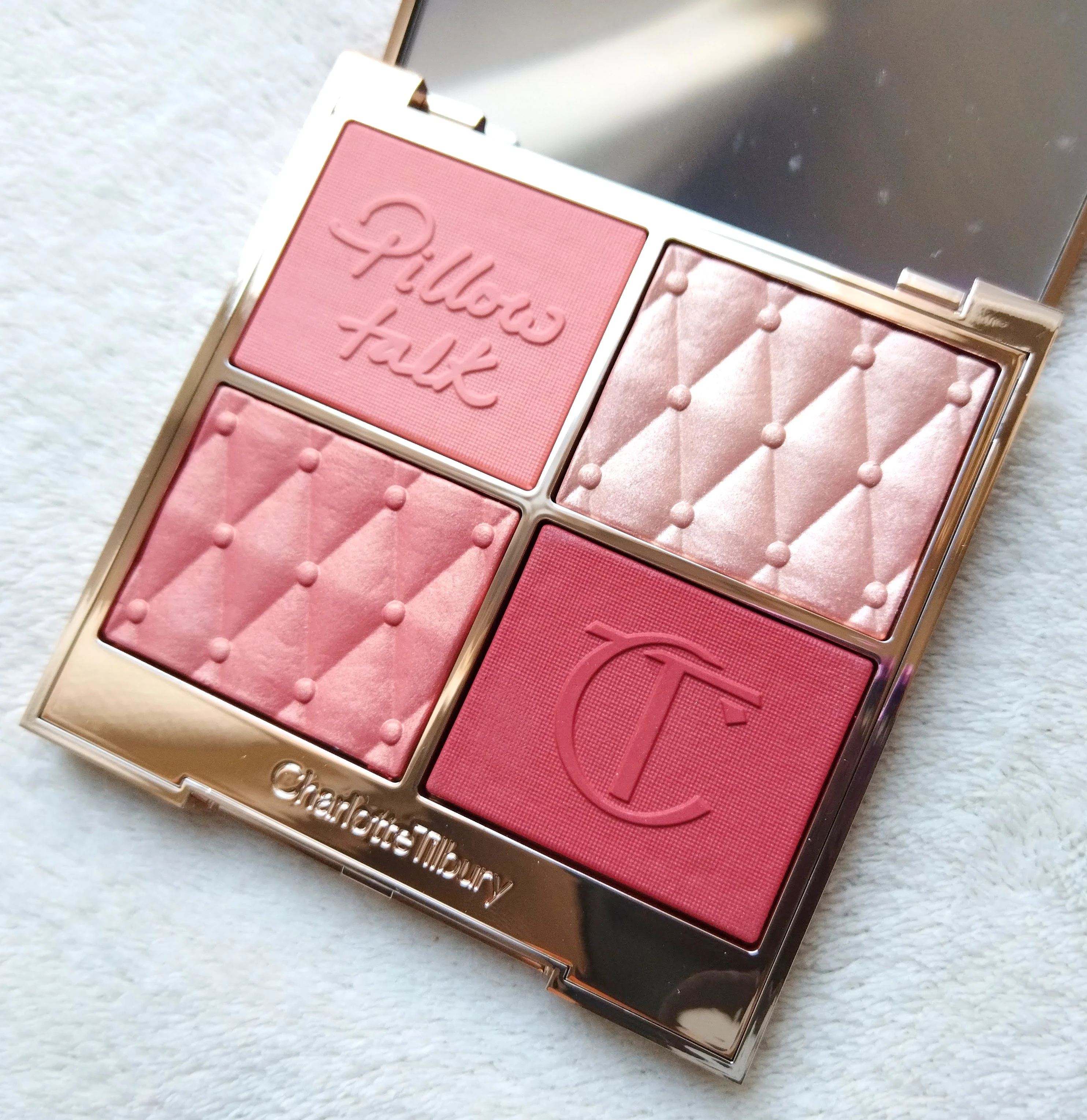 Charlotte Tilbury : Pillow Talk Beautiying Face Palette