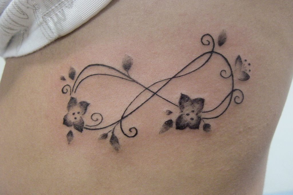 Eternity Symbol Tattoo Designs 4