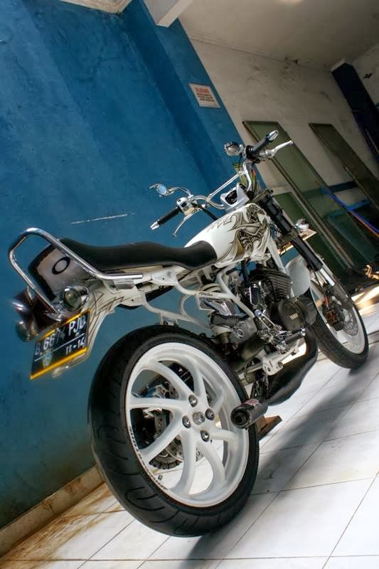 Gambar Modifikasi  Motor Yamaha RX King Terbaru 