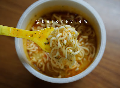 รีวิว แม็กกี้ บะหมี่ถ้วยกึ่งสำเร็จรูป รสแกงกะหรี่ซีฟู้ดปีนัง (CR) Review Instant Cup Noodles Penang Seafood Curry Flavor, Maggi Brand.