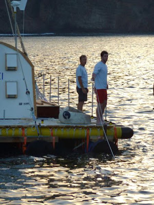 85-Year-Old British Sailor, Crosses Atlantic On A Homemade Raft Seen On www.coolpicturegallery.us