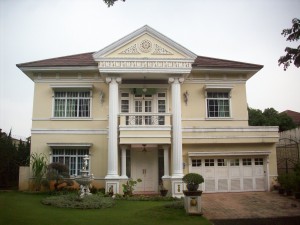 Gambar desain rumah eropa glamor klasik