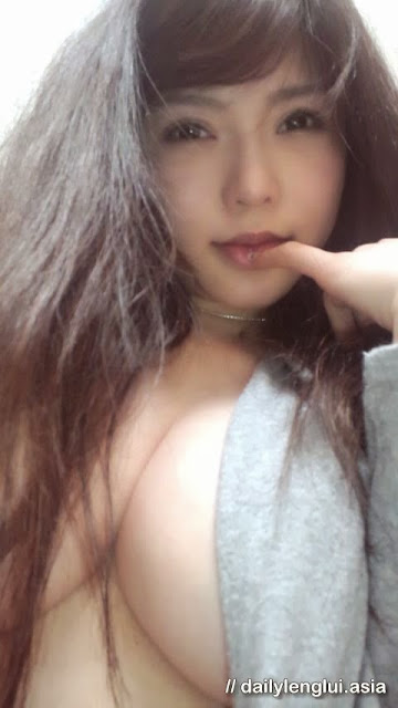 Foto Model Sexy Dan Hot Asal Jepang, Anri Okita - Ada Yang Asik