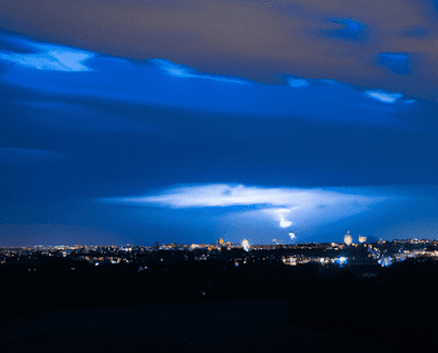Telluric Lights: Lightning during the earthquake