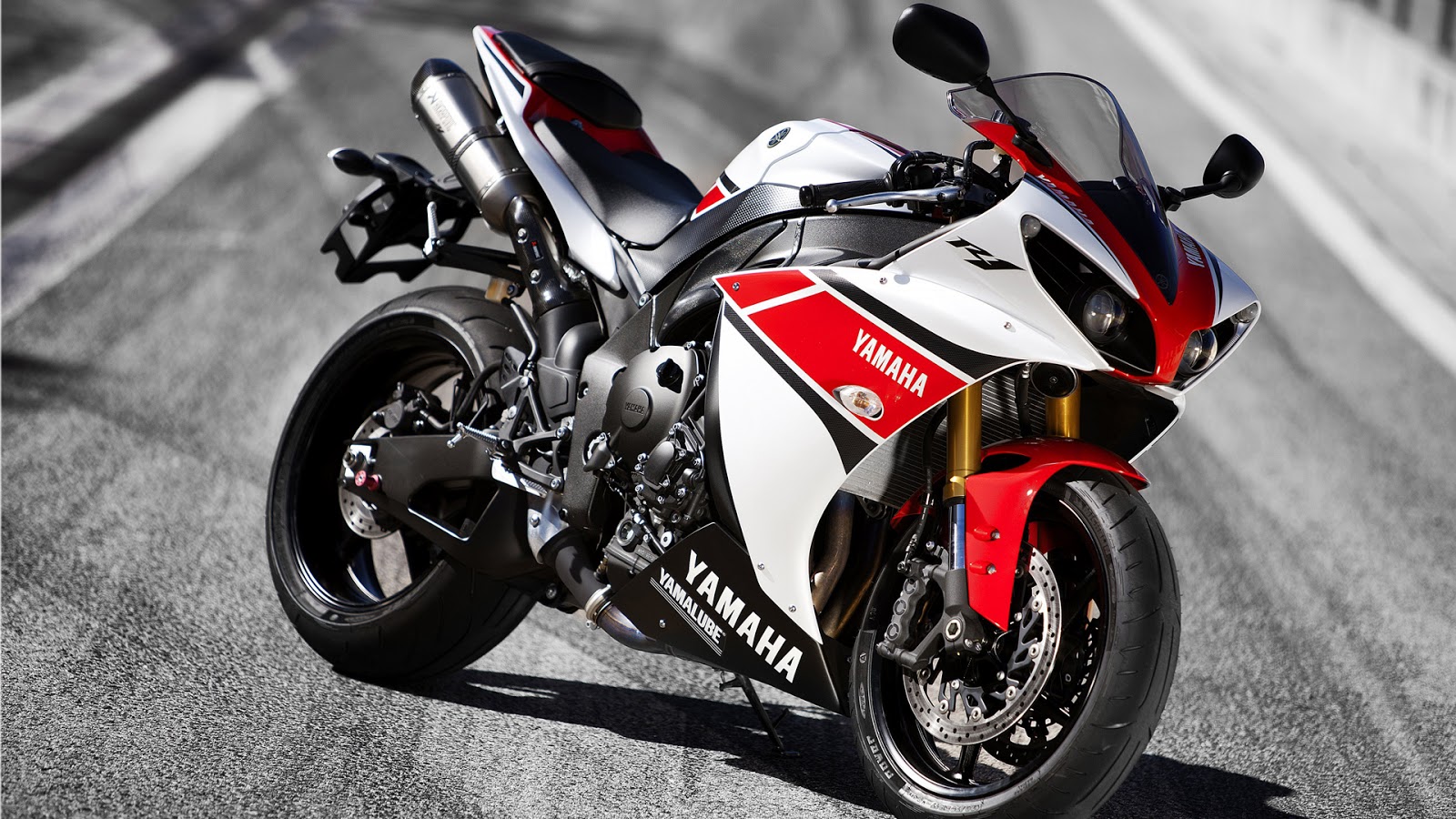  Yamaha  R1 HD  Wallpapers  High Definition  Free Background