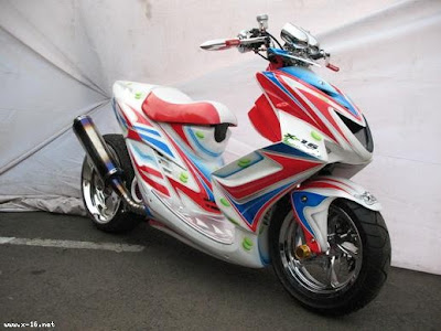 Mio Champion Drag Racer