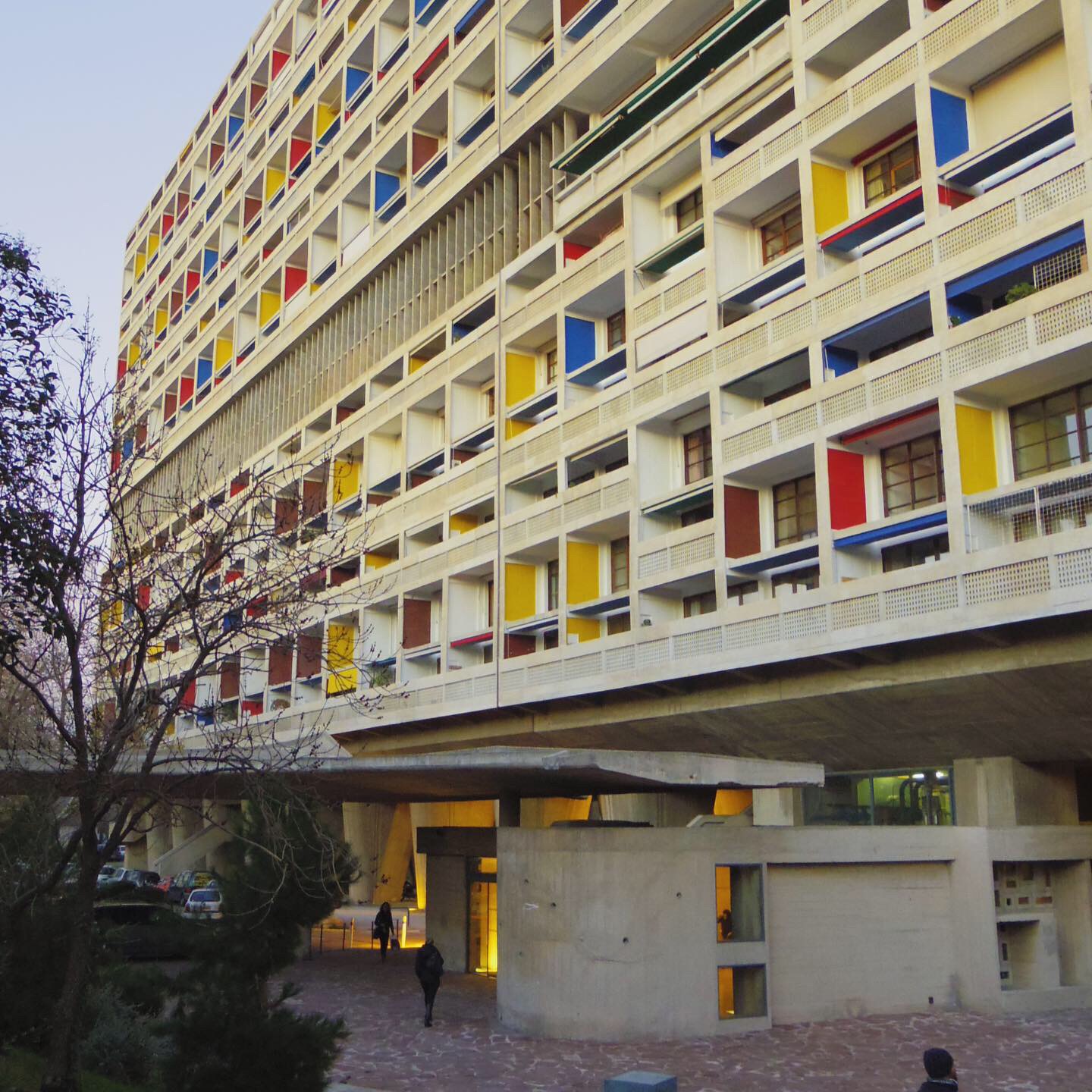 フランス France 世界遺産 ル コルビュジエのユニテ ダビタシオンに泊まる 13 Unite D Habitation Hotel Le Corbusier