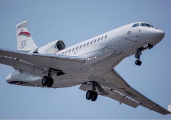 Dassault Falcon 8X specs