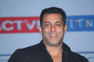 Salman Khan plans gift for fans on his 50th birthday