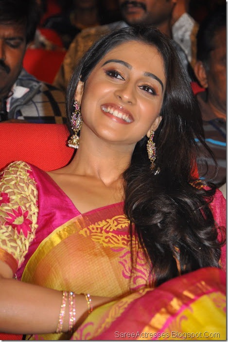 Regina Hottest Pics in Pink Saree 3