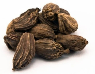 is-cardamom-good-for-piles