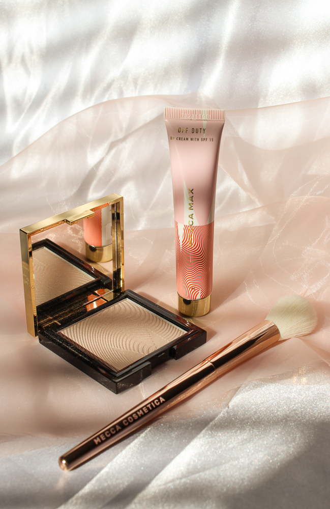 A Mecca Max Complexion Duo