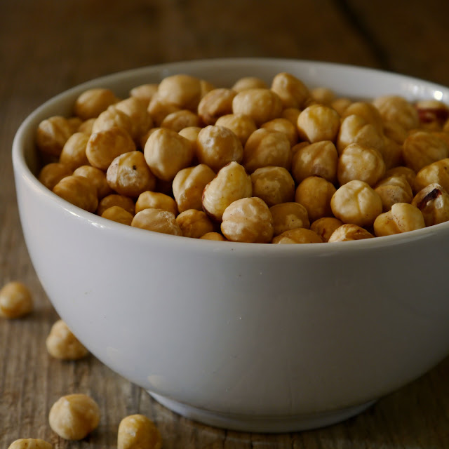 bowl of hazelnuts