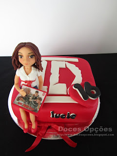 Bolo de aniversário para a Directioner Lucie