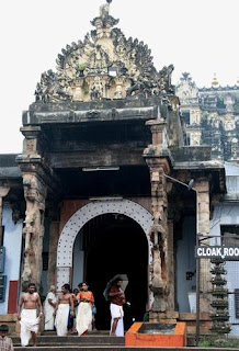 Sri_Padmanabhaswamy_Temple-Thiruvananthapuram