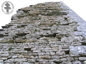 VAUDEMONT (54) - Donjon des comtes de Vaudémont