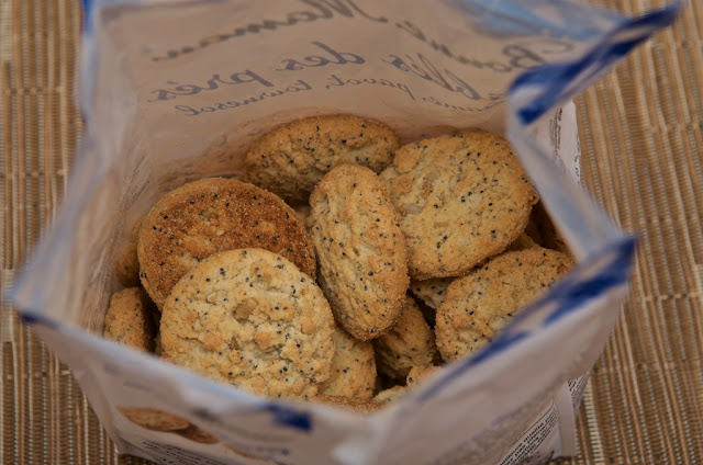 Sablés des Prés Bonne Maman - Pavot - Sésame - Tournesol - Sunflower seeds - Poppy seeds - Sablés Bonne Maman - Biscuit - Dessert - Food - Sablés des Prés avis - Review - Suggestion de présentation - Sunflower seeds - Graines de pavot - Graines de sésame - Graines de tournesol