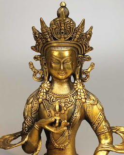 buddhistische Figur mit Vajra, Donnerkeil