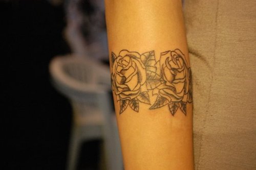 flower tattoo designs for wrist