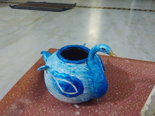 Swan Pot