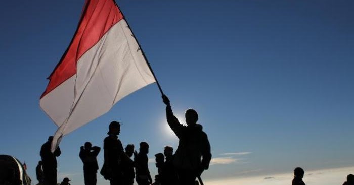 Karangan Cara Cara Menunjukkan Rasa Cinta Akan Negara Spm