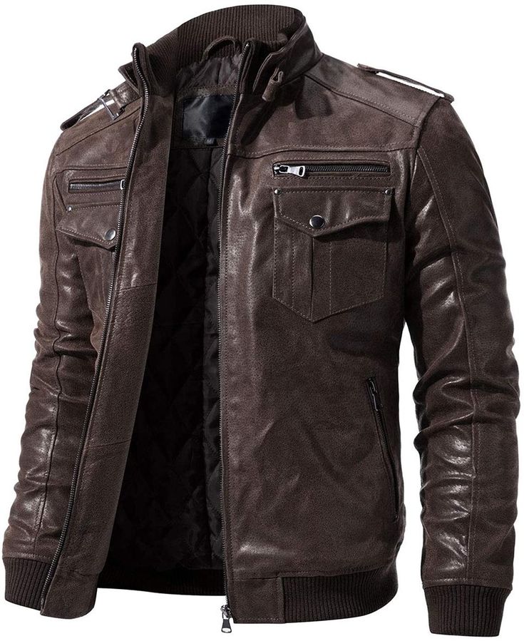 HOW SHOULD LEATHER JACKET FIT A MAN?
